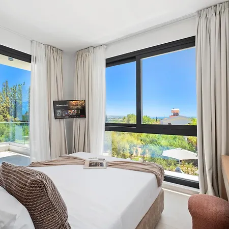 New - Cocoon Olea Luxury By Nomads * ペイヤ